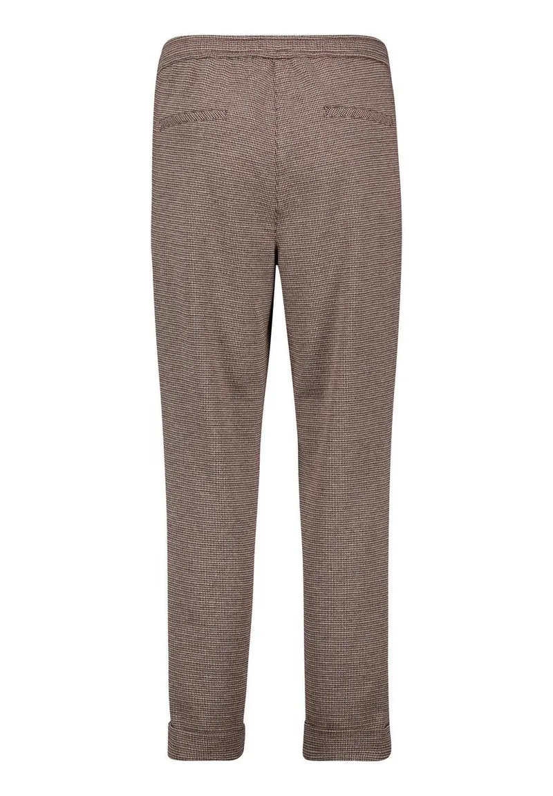 Karo-Hose