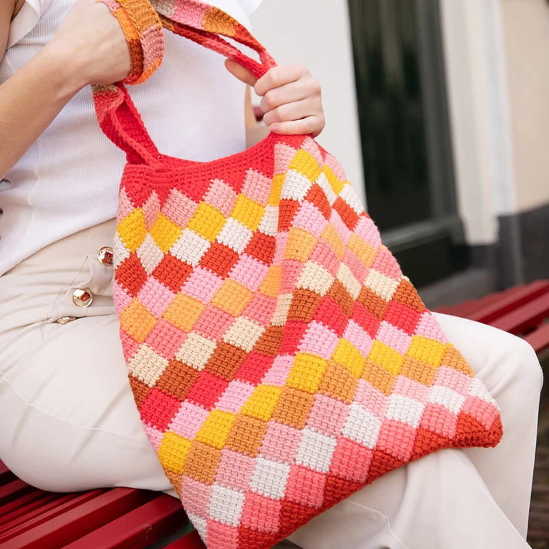 Wallis-Tasche – „Blumenpracht“-Häkelpaket – Studio Madelaine