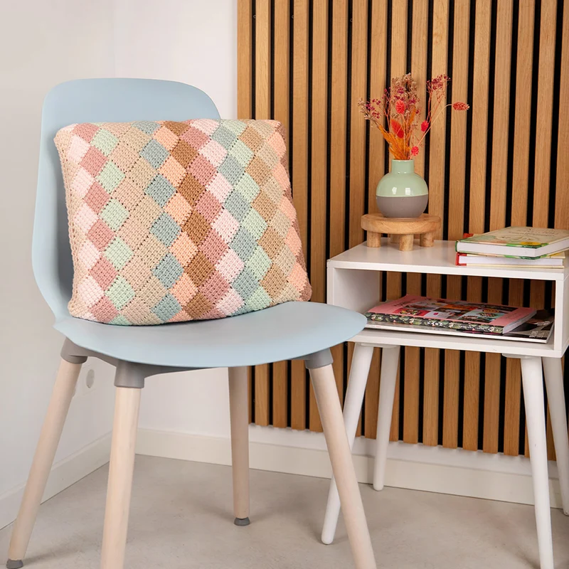 Wallis-Kissen – Blumenpracht – Studio Madelaine – Häkelpaket