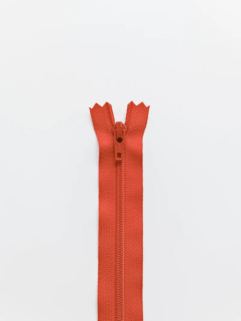 YKK Reißverschluss mit Kunststoffspirale 20 cm