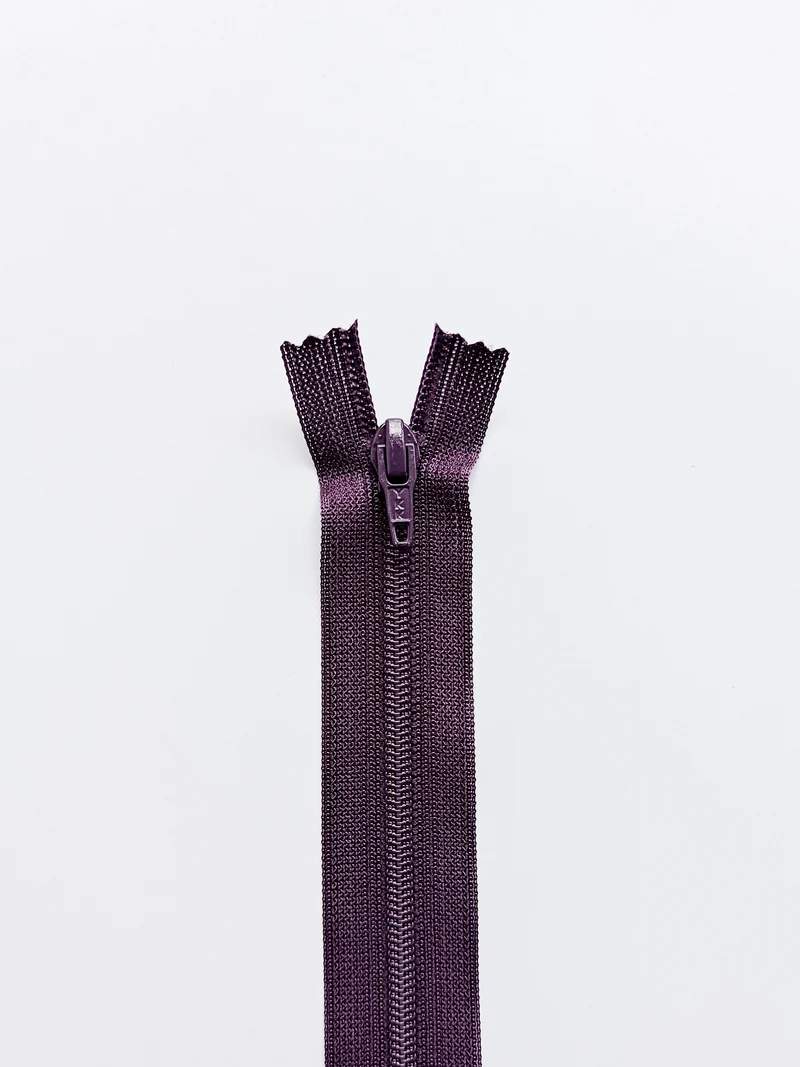 YKK Reißverschluss mit Kunststoffspirale 20 cm
