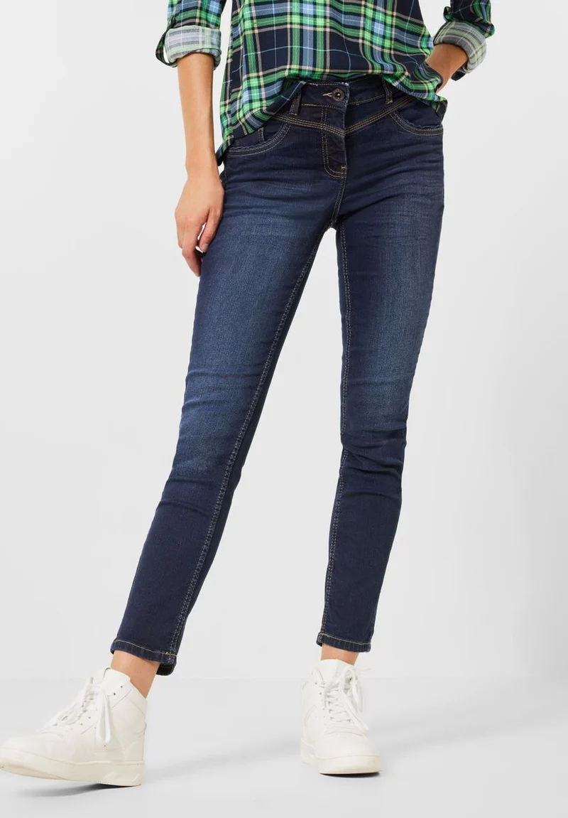 Slim Fit Jeans