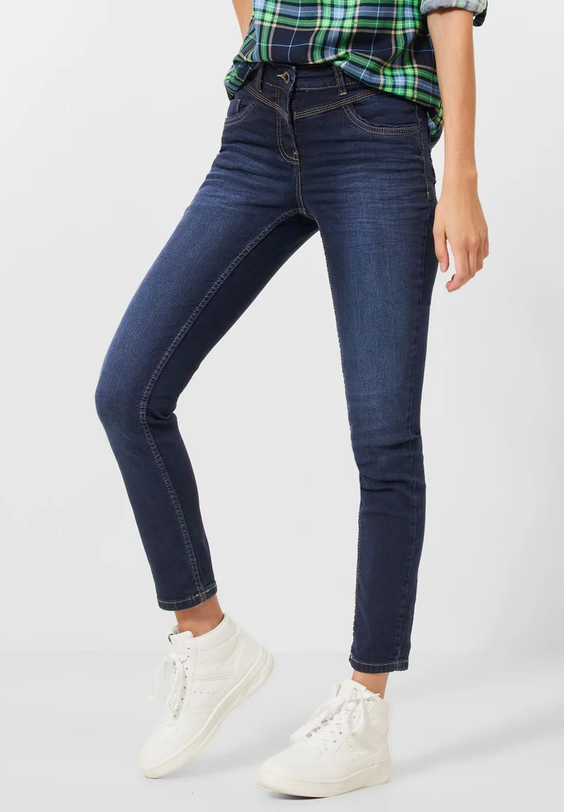 Slim Fit Jeans