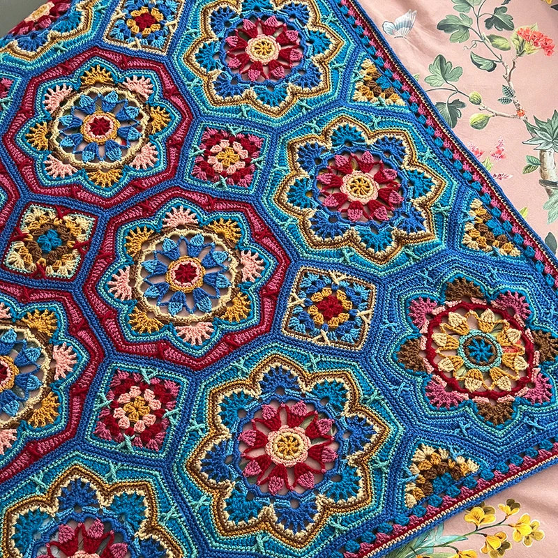Persian Tiles Janie Crow Marrakesch-Decke – Häkelpaket