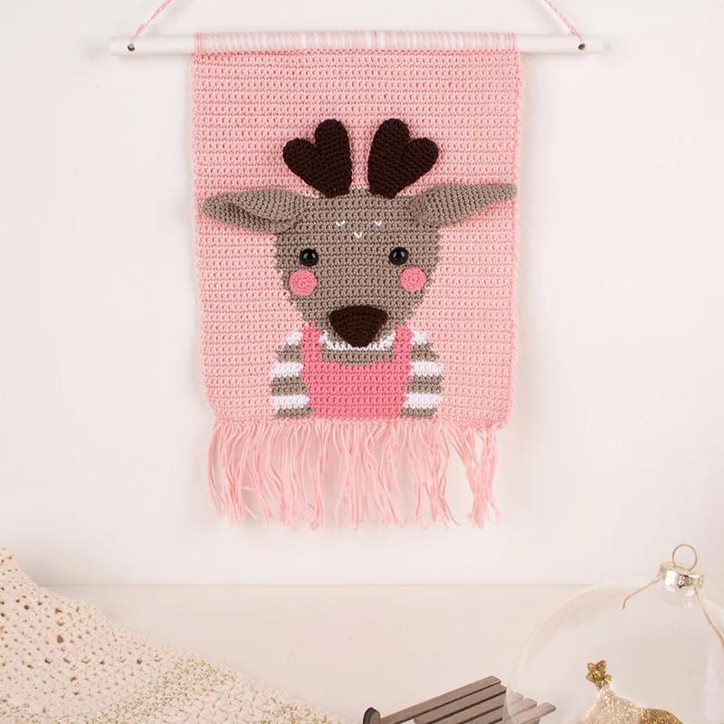 Weihnachts-Wandbehang „Rentier Dakota“ – Häkelpaket – Mrs. Milly