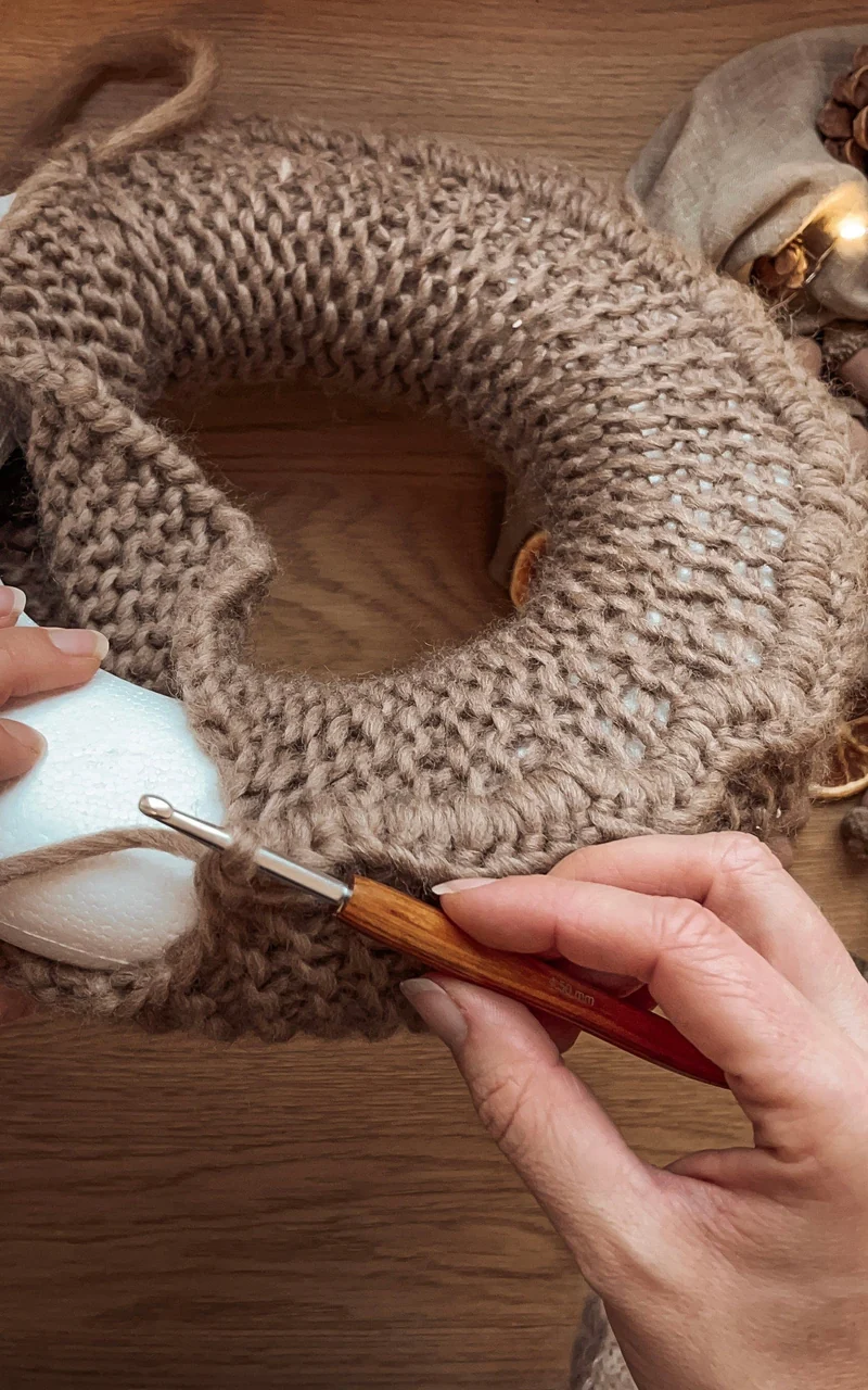 Umstrickter Adventskranz - PER LEI - Strickset