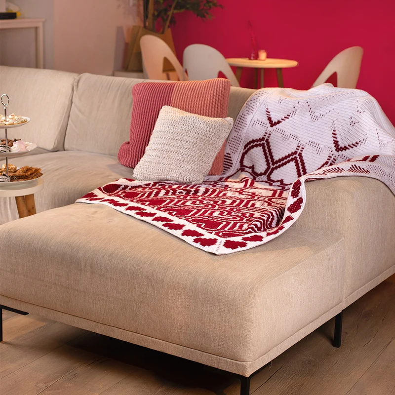Häkelpaket für die Decke „Fading Hearts“