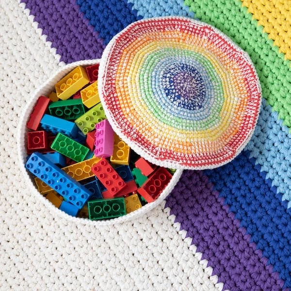 Yarn and Colors – Rainbow Basket – Broschüre