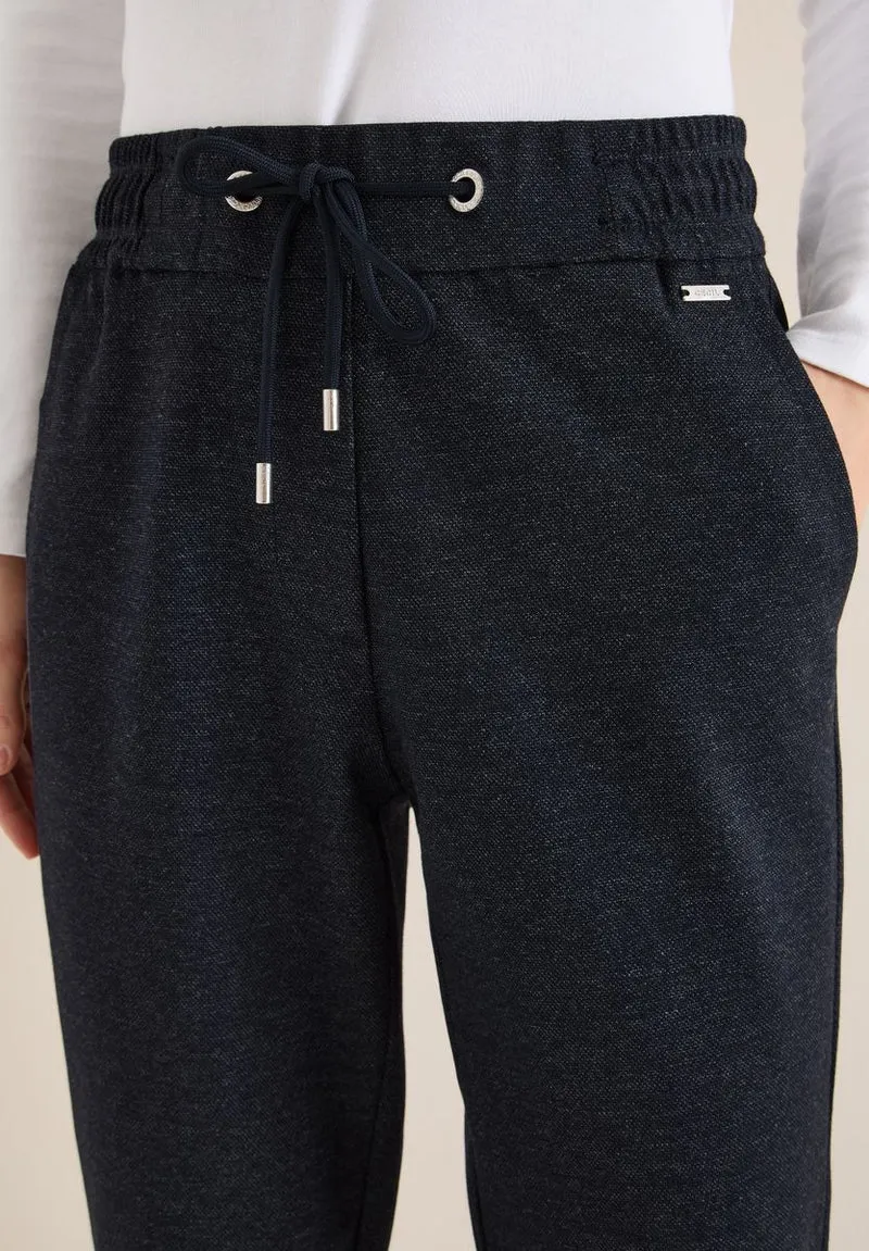 Slim Leg Hose