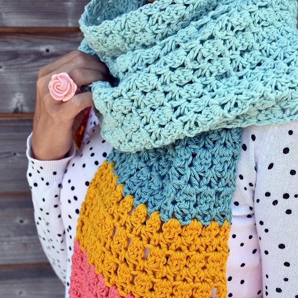 Yarn and Colors – Broschüre „Bunte Schals“
