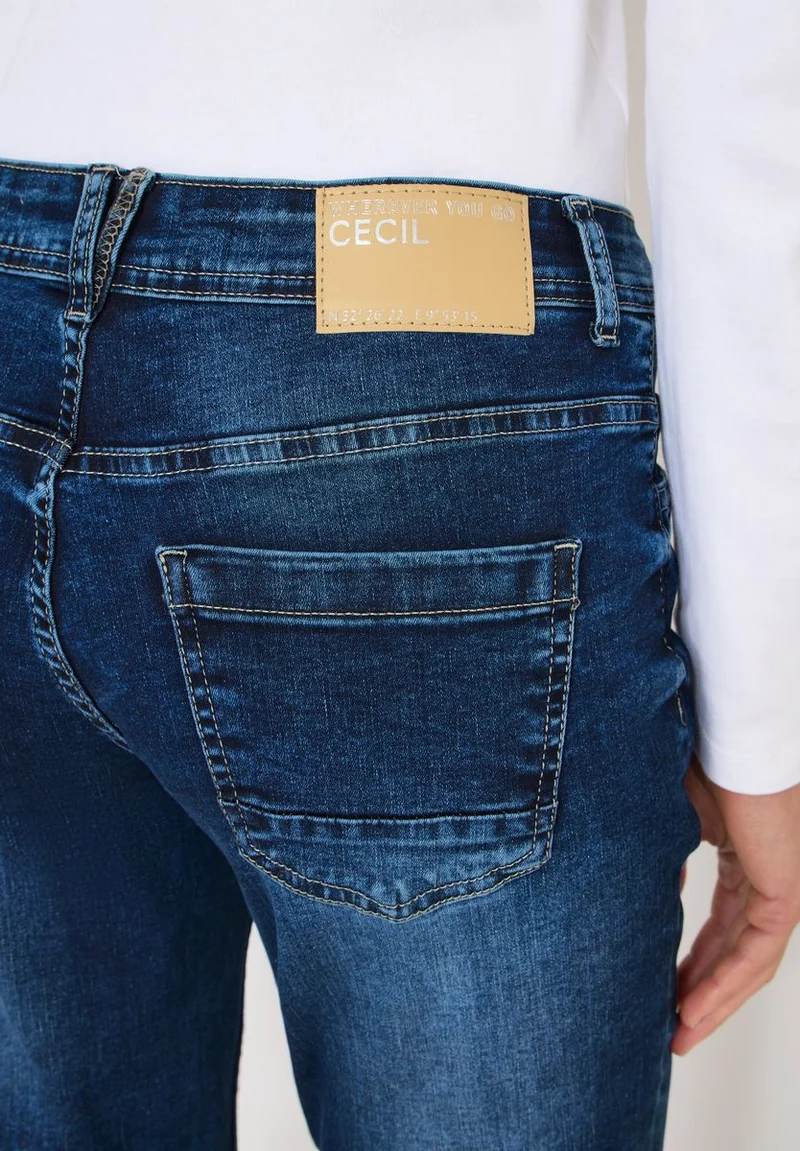 Slim Leg Jeans