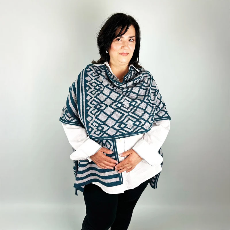 GeoChic Cape – The Queen of Loops: Garn- und Häkelpaket