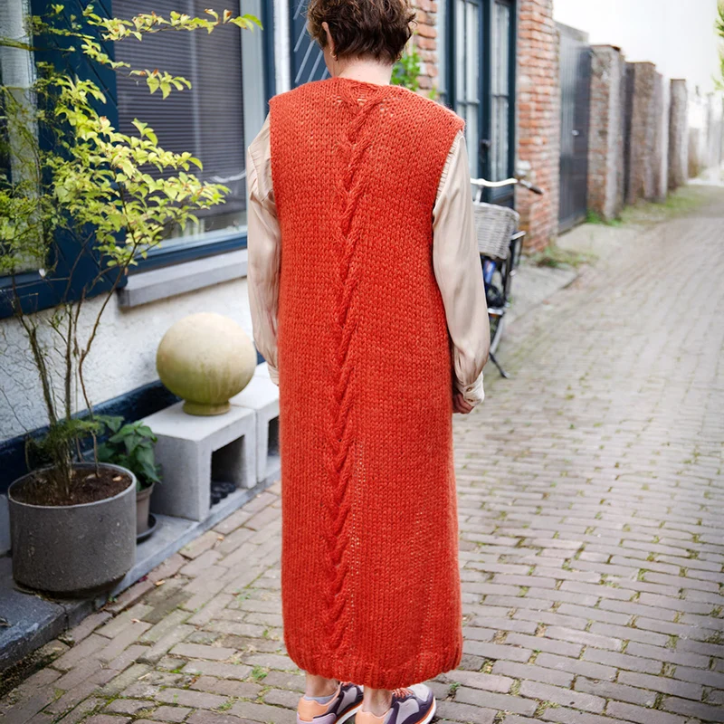 Strickpaket für eine lange, ärmellose Jacke „Elegant“