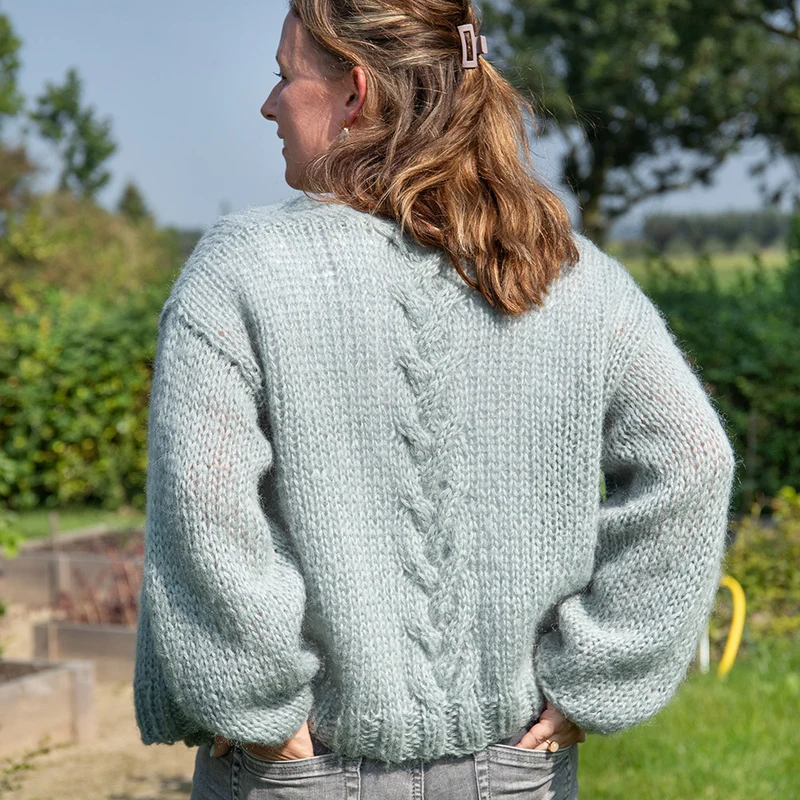 Strickpaket für eine kurze Jacke „Elegant“
