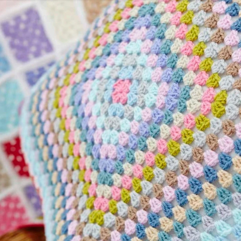 Häkelanleitung Stylecraft Special DK Nr. F003 Decke und Kissen (digital)