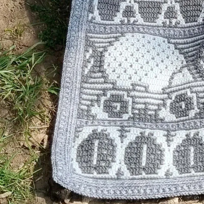 Flora's Fauna CAL Special DK Häkelpaket „Nocturnal“ Small/Large