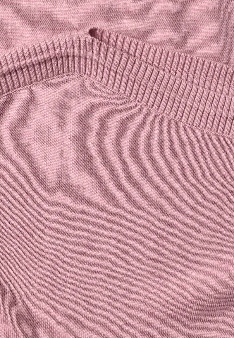 Basic Pullover mit U-Boot-Ausschnitt