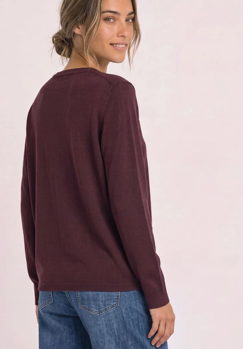 Basic Pullover mit U-Boot-Ausschnitt