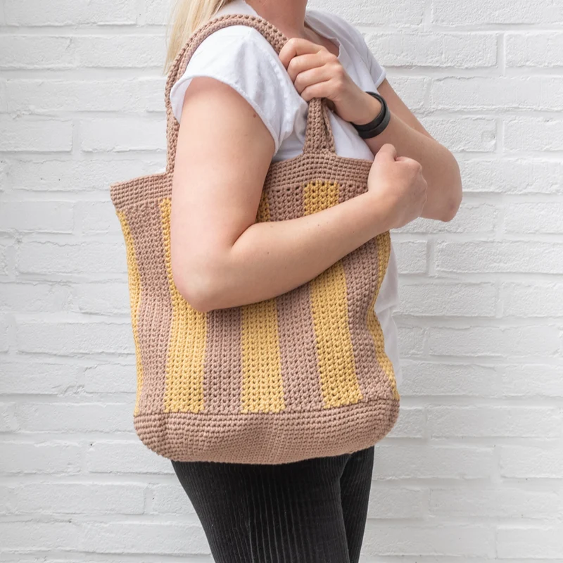 Häkelanleitung „Yarn and Colors Striped Tote Bag“ (digital)