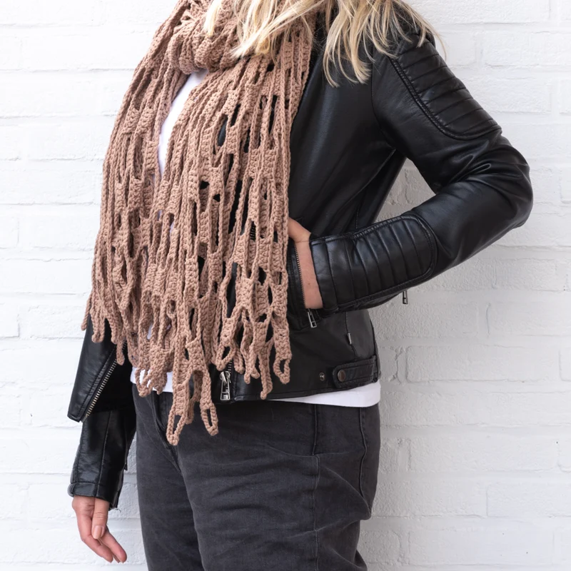Häkelanleitung „Yarn and Colors Slouchy Stripes Shawl“ (digital)