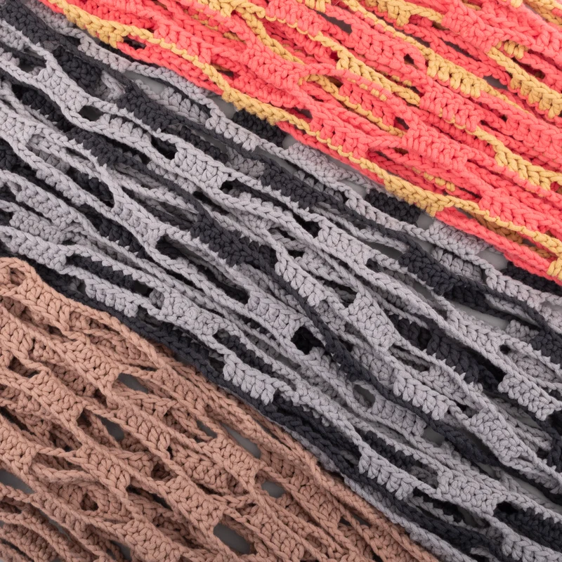 Häkelanleitung „Yarn and Colors Slouchy Stripes Shawl“ (digital)