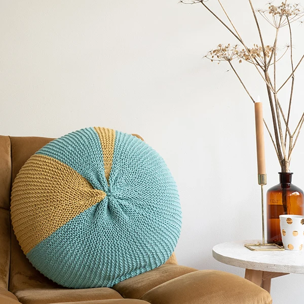 Strickanleitung Yarn and Colors Candy Comfy Cushion