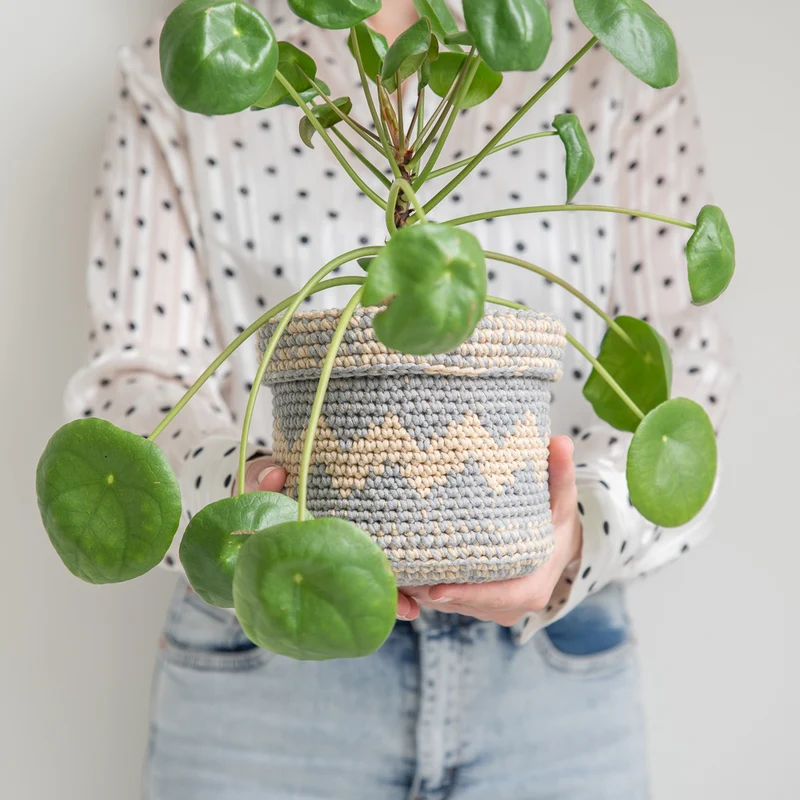Häkelanleitung „Yarn and Colors Basic Plant Baskets“