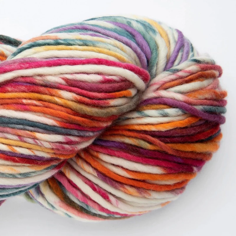 Yana JOURNEYS handpainted Highlandwool 200g