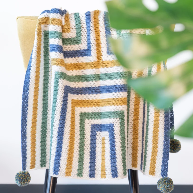 Häkelanleitung „Amazing Stripey Blanket“ von Yarn and Colors