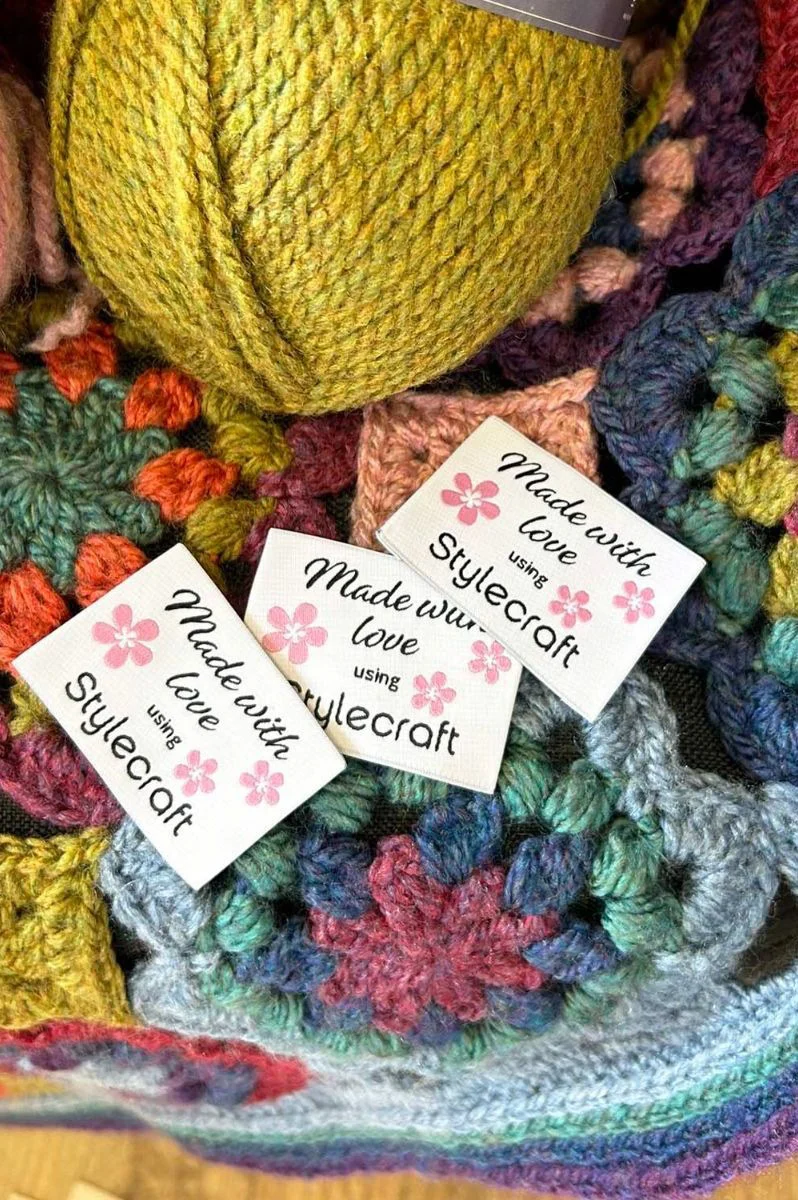 Stylecraft – Highlander Decke & Kissen-Häkelpaket