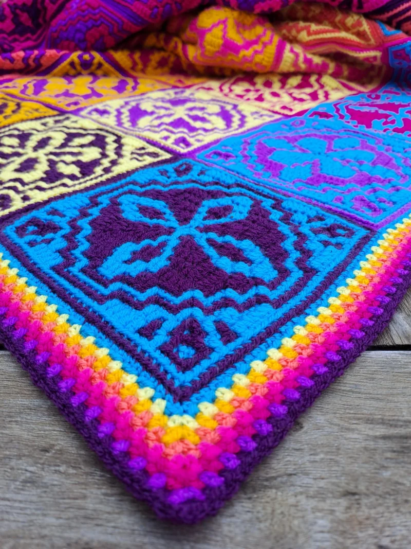 „Burst of Joy“-Decke von Colour Crafter – Häkelpaket – CrazyCrochetCatlady