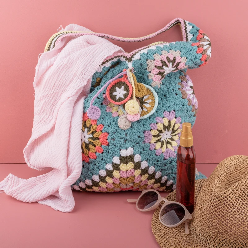 Häkelanleitung „Yarn and Colors Granny’s Beach Bag“ (digital)