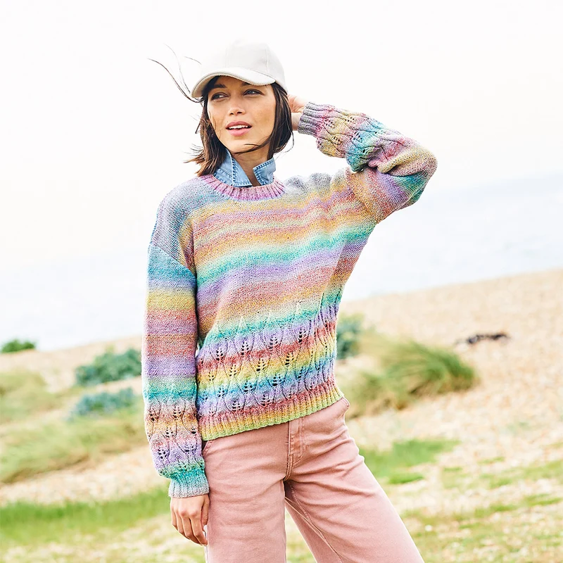 Stylecraft-Strickanleitung „Chromatic Round-And-Cowl-Neck-Sweater“ (2 Designs)