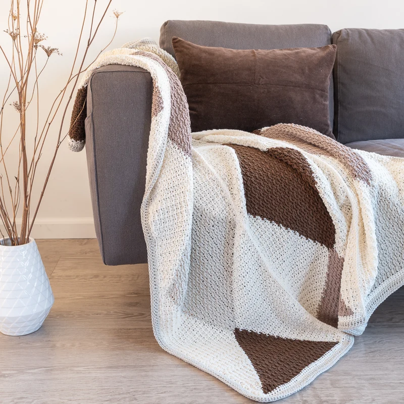 Häkelanleitung „Yarn and Colors Harlequin Blanket“