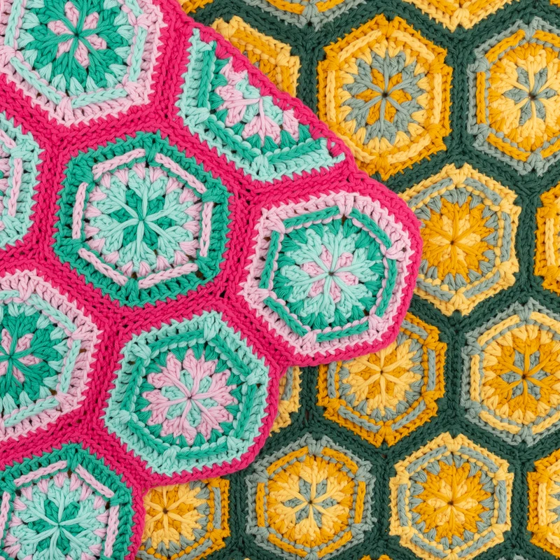Häkelanleitung „Yarn and Colors Flower Hexagon Baby Blanket“ (digital)