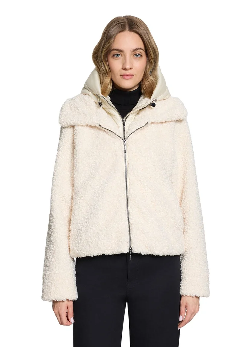 Plüschjacke
