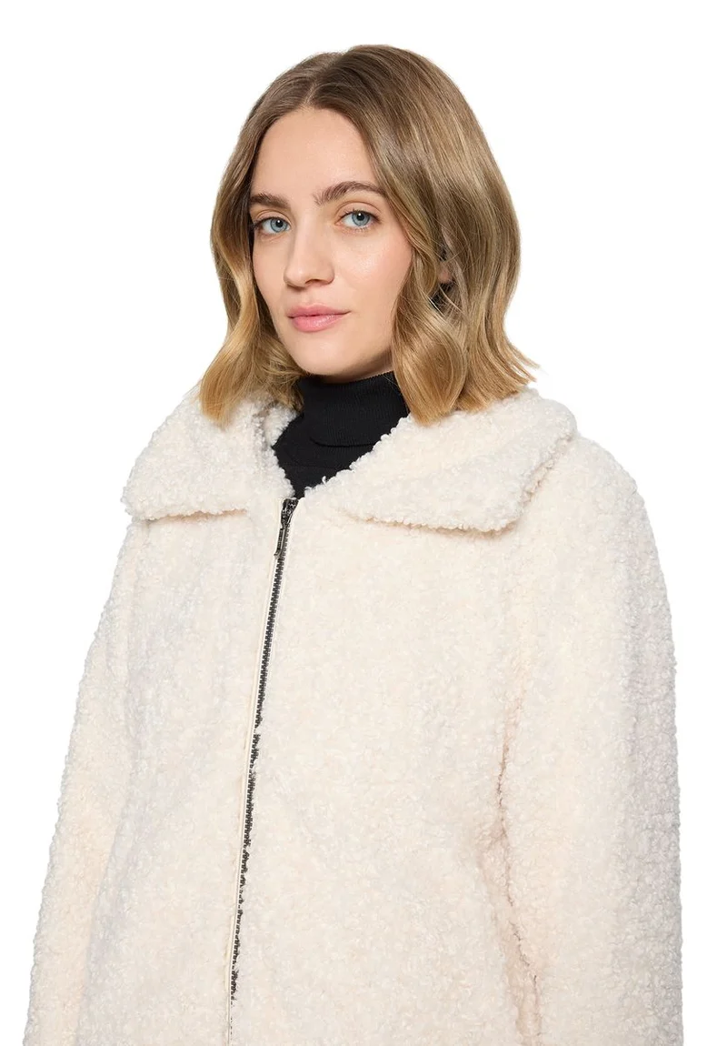 Plüschjacke
