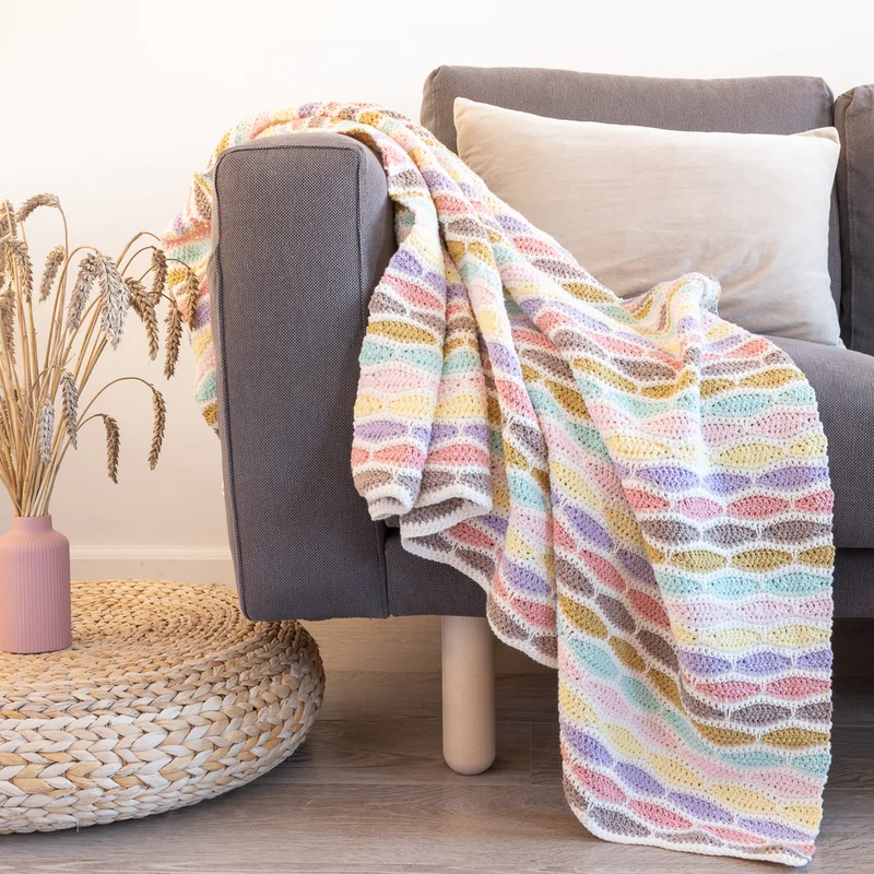 Häkelanleitung „Yarn and Colors Stripy Waves Blanket“ (digital)