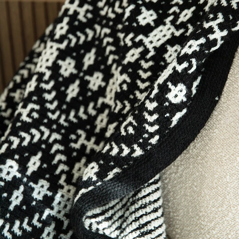 Radiance-Decke – Häkelpaket – One Skein of Love