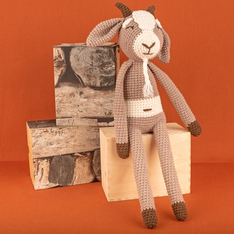 Häkelanleitung „Yarn and Colors Gus Goat“ (digital)