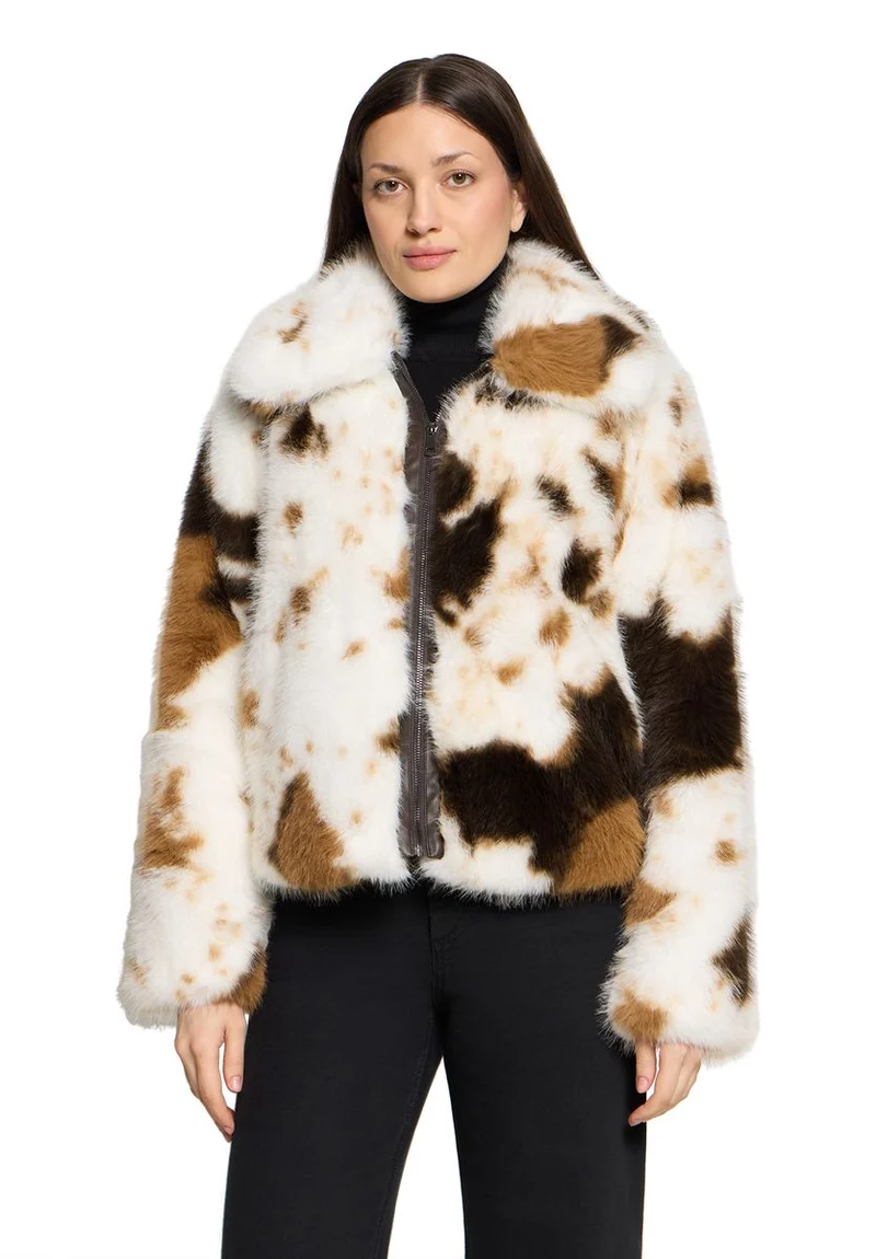 Plüschjacke