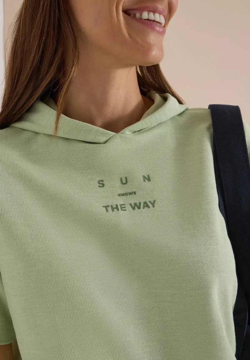 Kurzarm Shirt mit Kapuze und Wording