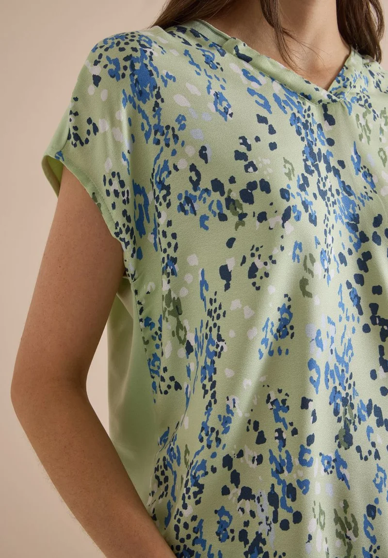 Kurzarm Blusenshirt mit Strukturmix