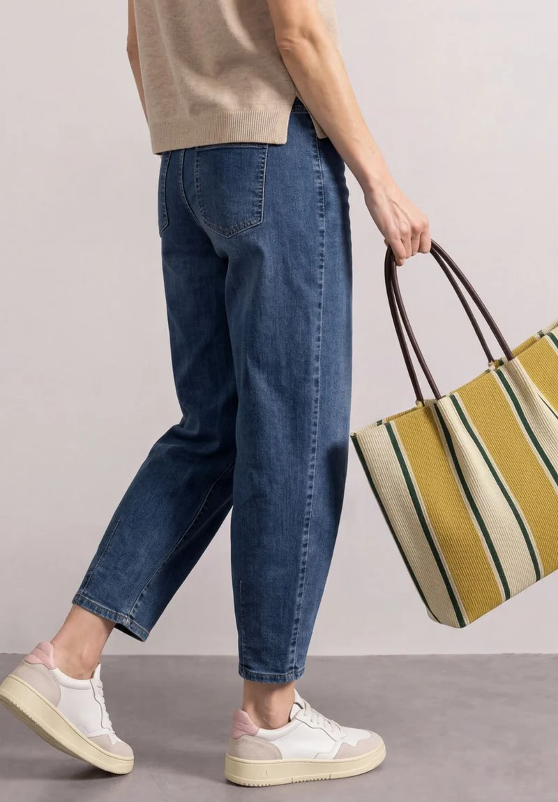 High Waist Barrel Leg Jeans im Loose Fit