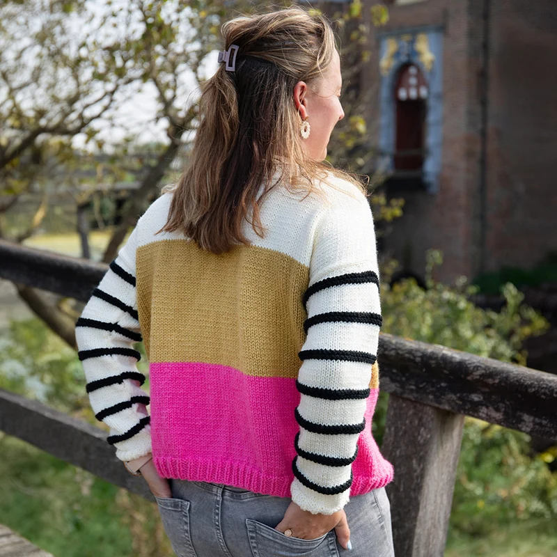 Gestreifter Pullover „Color Block“ – Super Amazing Garn- und Strickpaket