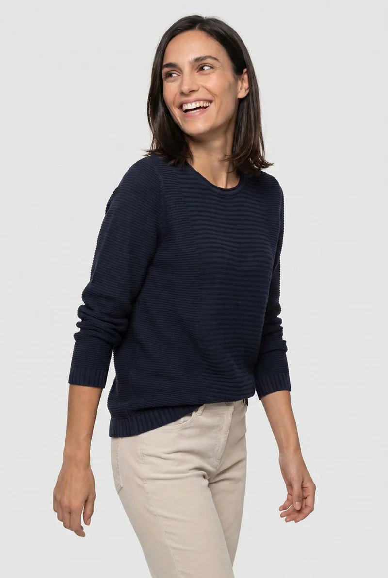 Pullover Long Sleeves