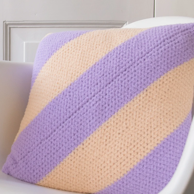 Felt-it Streifenkissen – Häkelpaket