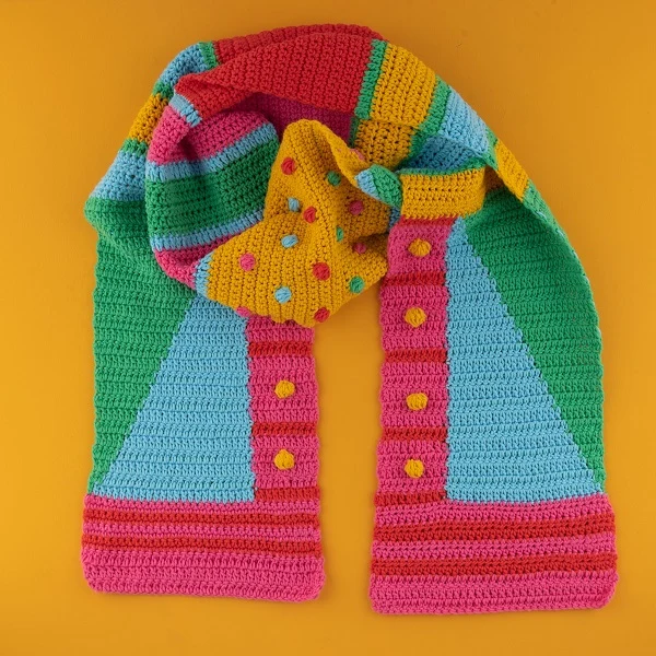 Yarn and Colors Graphic Scarf Häkelpaket