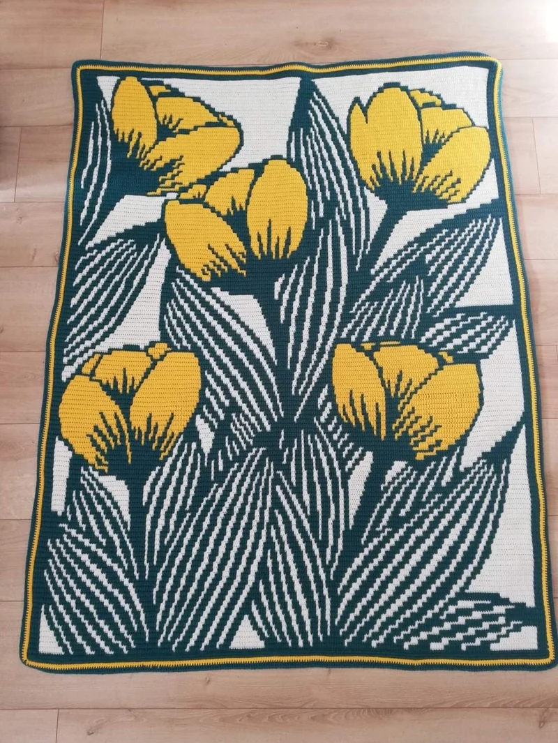 Nelly und ihre Tulpen – Häkelpaket – Juste un Petit Point