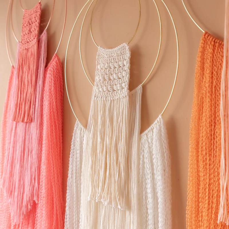 Yarn and Colors „Three is a Charm“ Wandbehang 2.0 Makramee-Paket